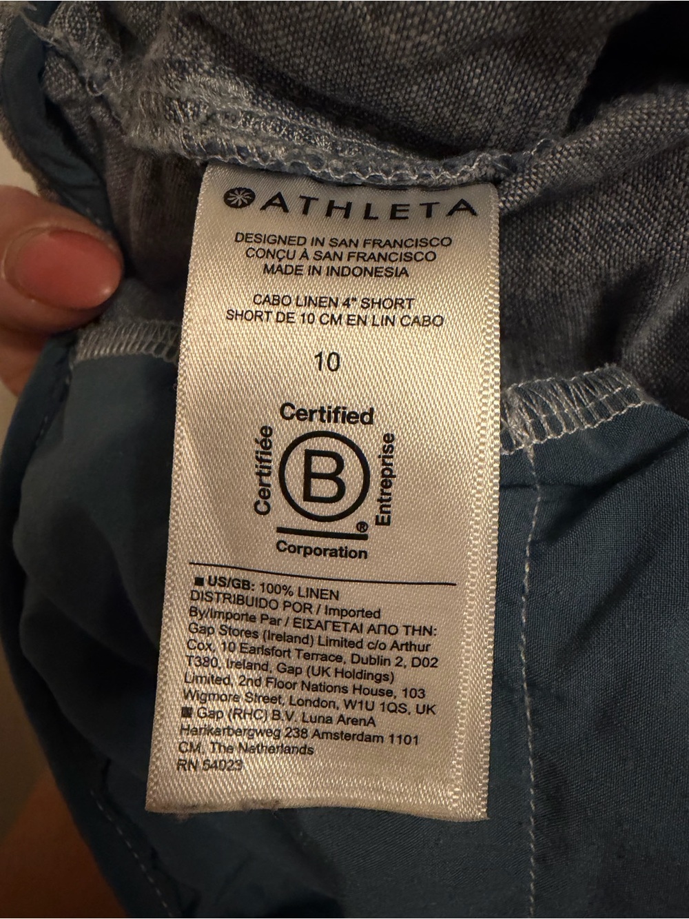 Athleta Cabo Linen Shorts Light Blue Chambray Smocked Waist Drawstring Size 10 - Picture 6 of 6